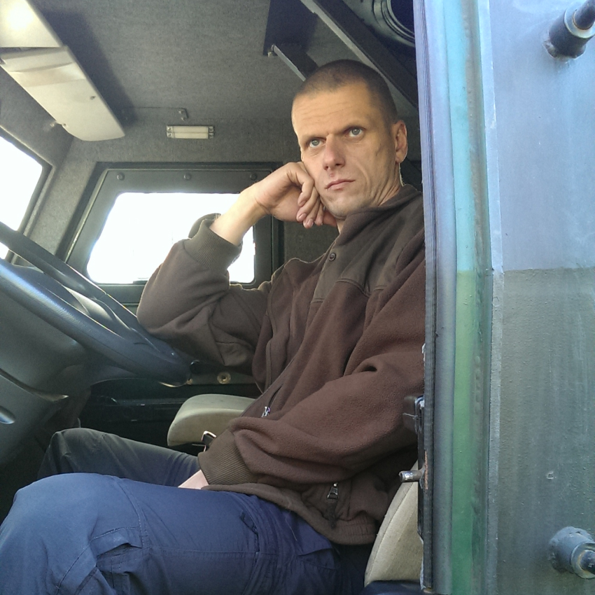 ПЕТРО ВВАЖАВ ОФІС СВОЇМ ДРУГИМ ДОМОМ ТА СУМЛІННО ВИКОНУВАВ ПОКЛАДЕНІ НА НЬОГО ОБОВ'ЯЗКИ